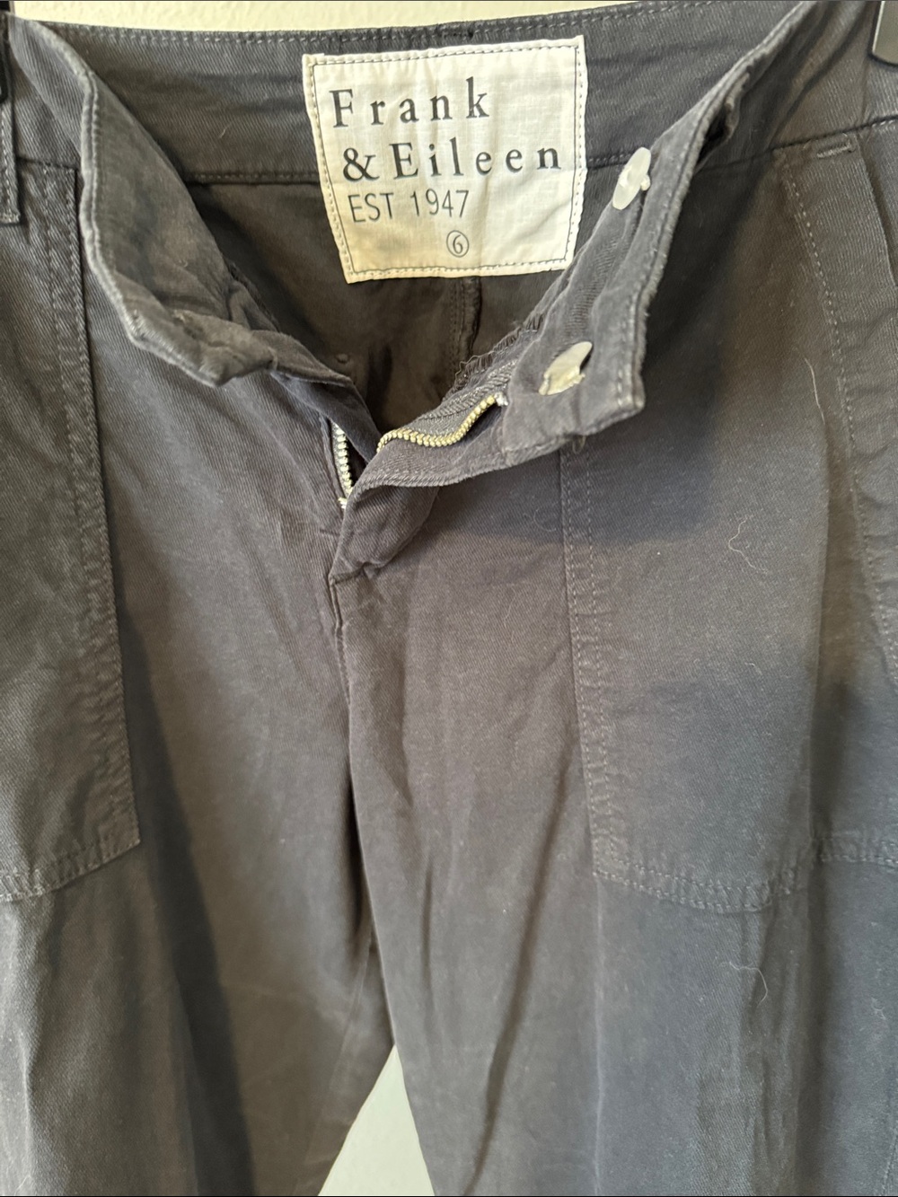 Frank & Eileen Charcoal Cotton Straight jogger Pants size 6